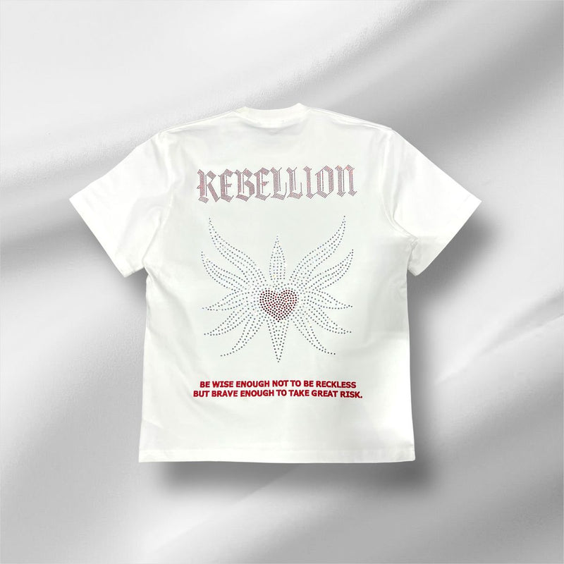 RST-113 WHT REELISTIK REBELLION GRAPHIC HEAVY WEIGHT TEE